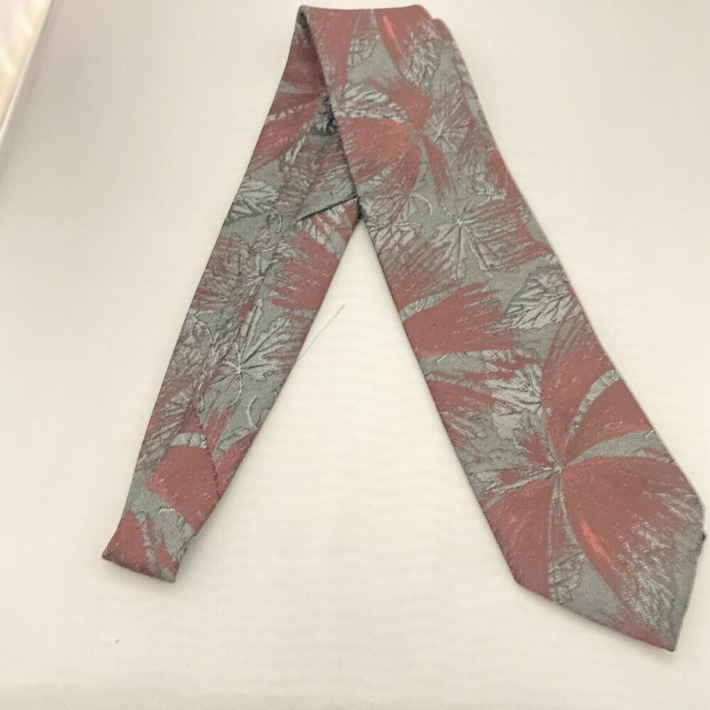 #5545 Oscar De La Renta Studio Multi Colored Necktie, Tie 57 x 3.75